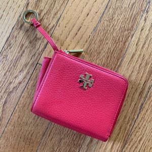 TORY BURCH KEYCHAIN WALLET
